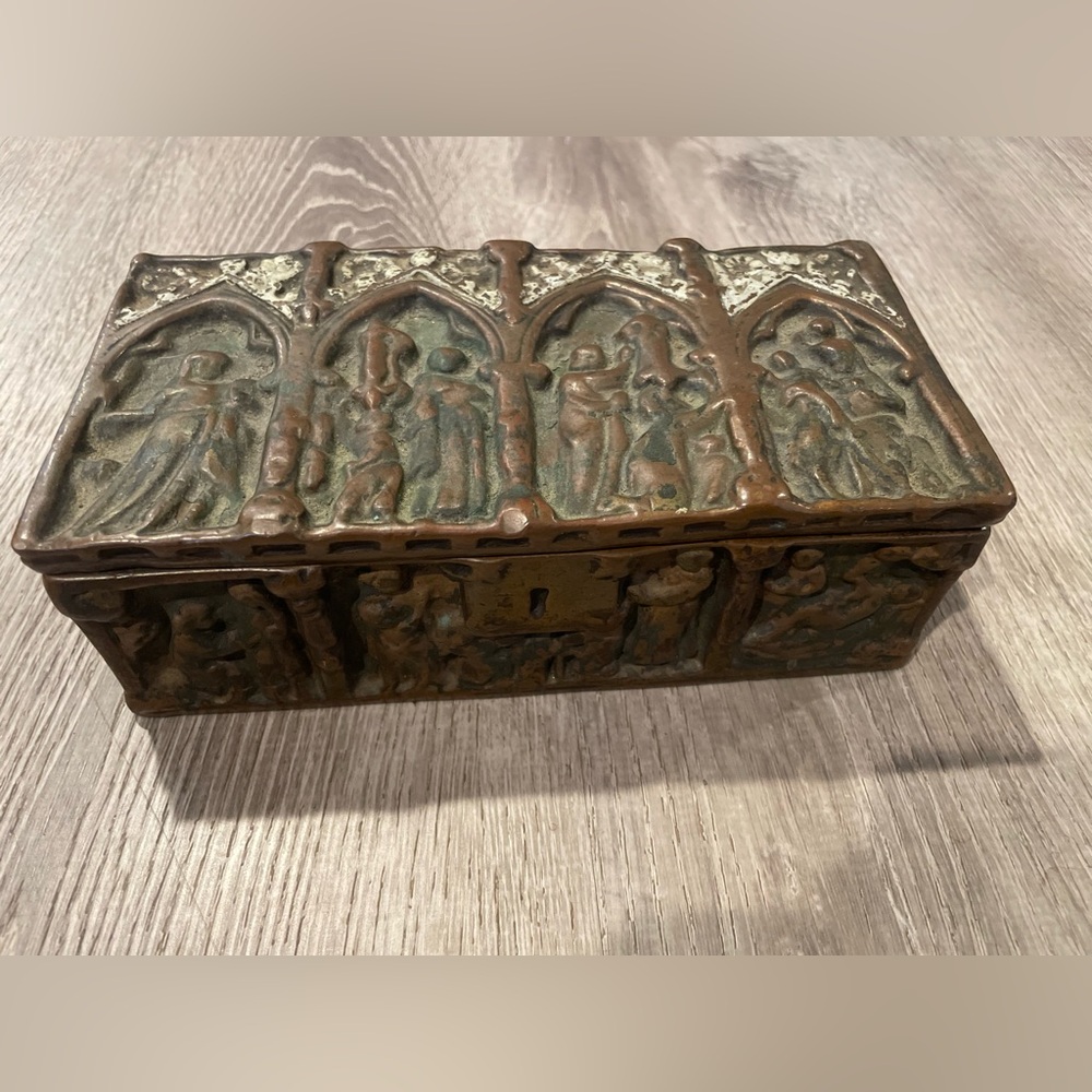 Gothic Revival jewelry or reliquary box, bronze color